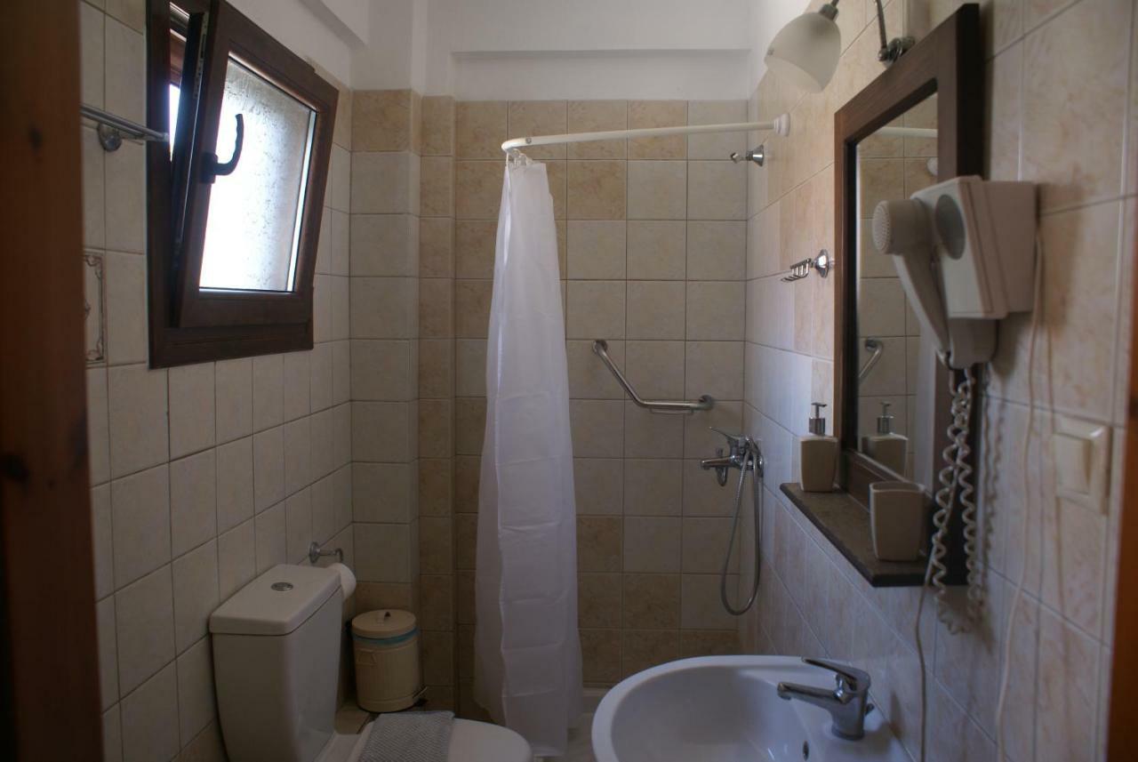 Nostos Rooms Ammouliani Exterior photo